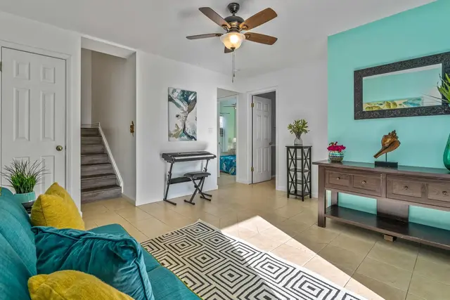 Listing Image for 2817 Panepoo St 15 of 49
