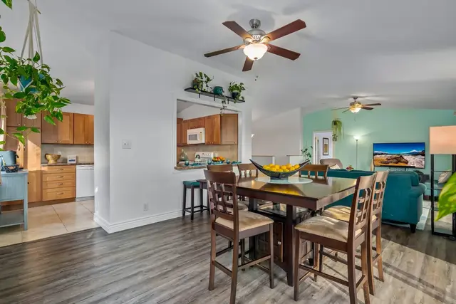Listing Image for 2817 Panepoo St 23 of 49
