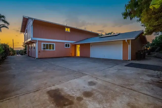 Listing Image for 2817 Panepoo St 35 of 49