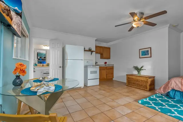 Listing Image for 2817 Panepoo St 8 of 49