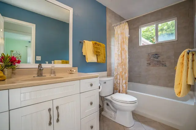Listing Image for 2817 Panepoo St 9 of 49