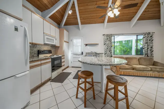 Listing Image for 2217 Auina Pl 37 of 50