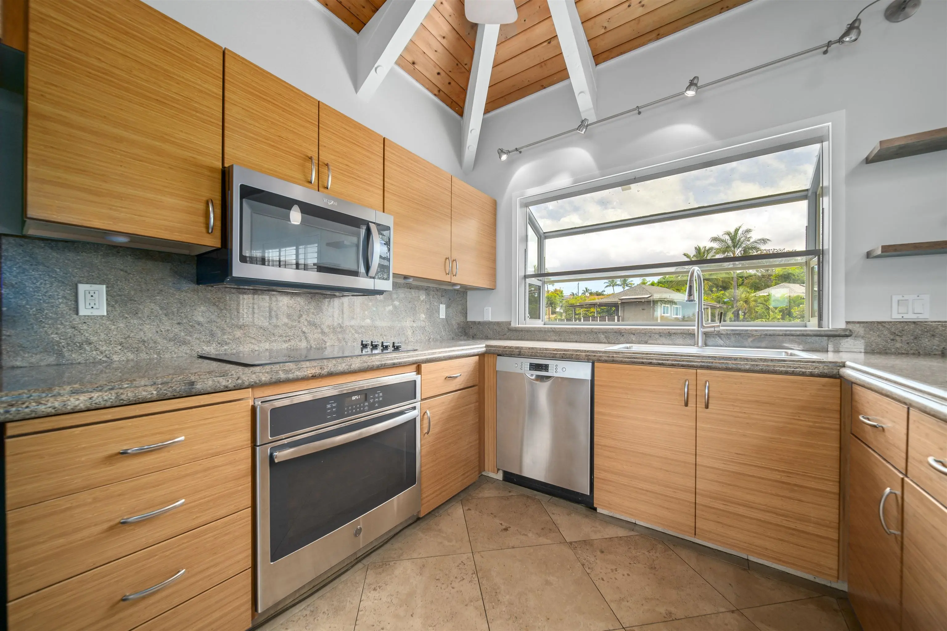 2217 Auina Pl, Kihei, 402630 - 5/50