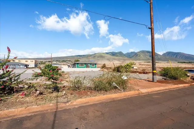 Listing Image for 730 Paunau St 21 of 25