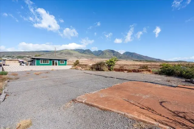 Listing Image for 730 Paunau St 4 of 25