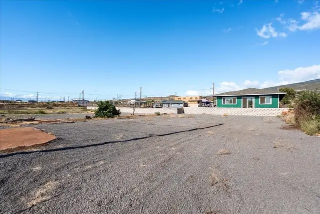 Listing Image for 730 Paunau St 5 of 25