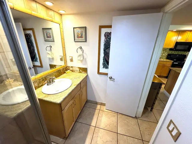 Listing Image for 50 Kepuhi Pl 102 16 of 25
