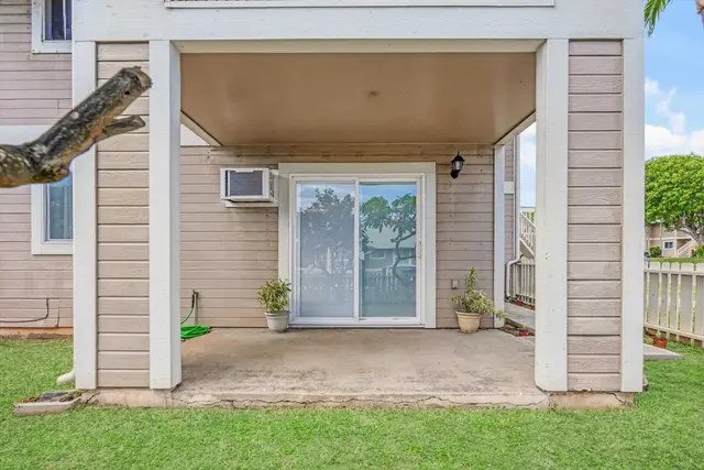 Listing Image for 10 Kopi Ln 18-104 27 of 40