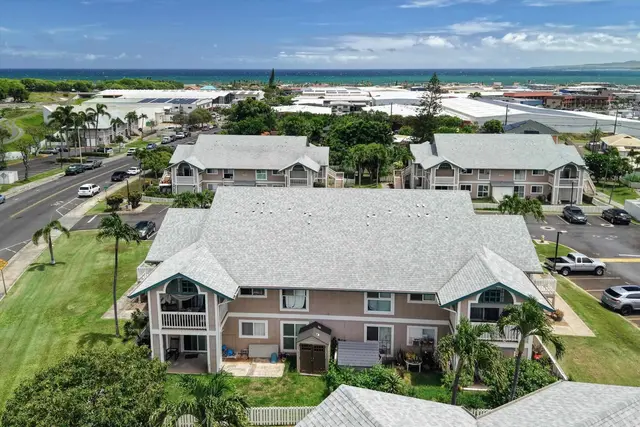 Listing Image for 10 Kopi Ln 18-104 39 of 40