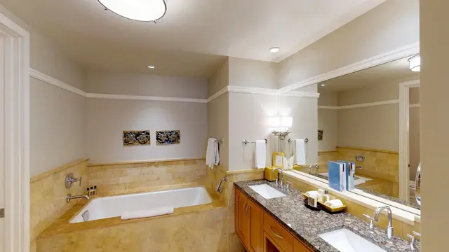Listing Image for 1 Bay Dr 4704 16 of 33