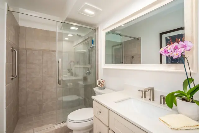 Listing Image for 50 Hauoli St 306 22 of 42