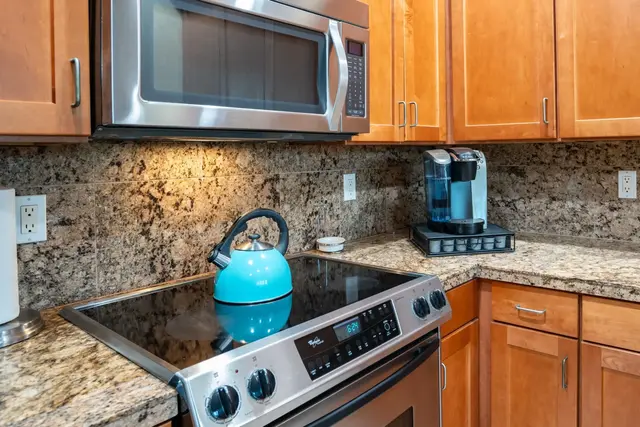 Listing Image for 112 Walaka St 202 16 of 33