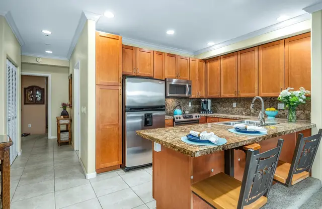Listing Image for 112 Walaka St 202 8 of 33