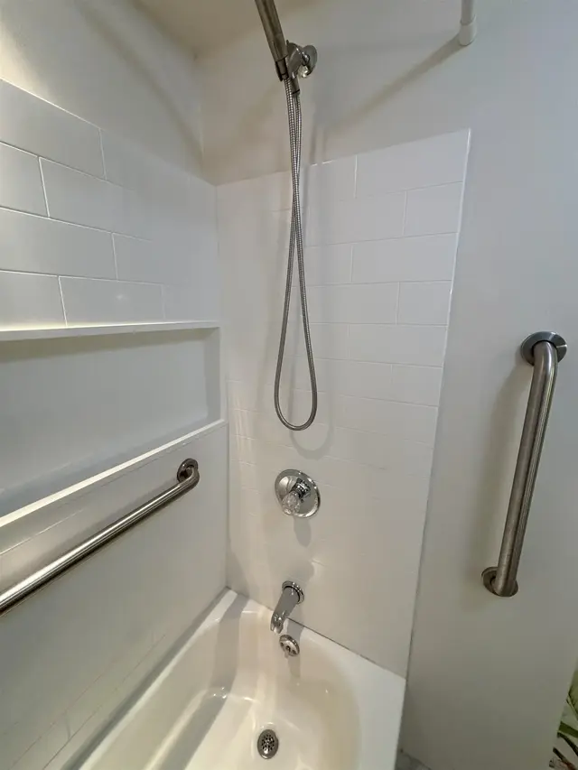 Listing Image for 3660 Lower Honoapiilani Rd 101 9 of 15