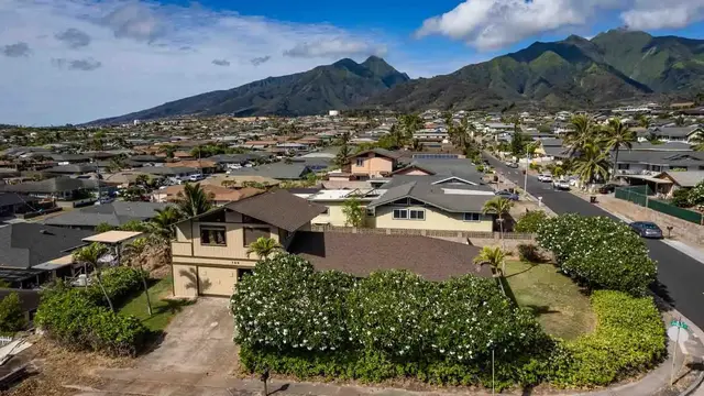 Listing Image for 755 Analio St 14 of 50