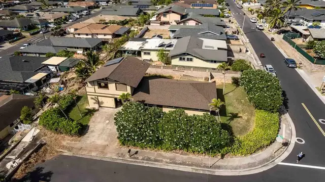 Listing Image for 755 Analio St 15 of 50
