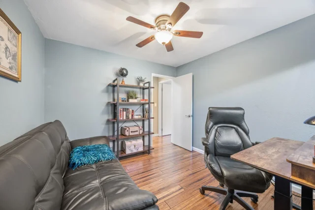 Listing Image for 140 Uwapo Rd 9-103 26 of 49