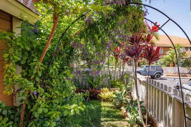 Listing Image for 140 Uwapo Rd 9-103 33 of 49