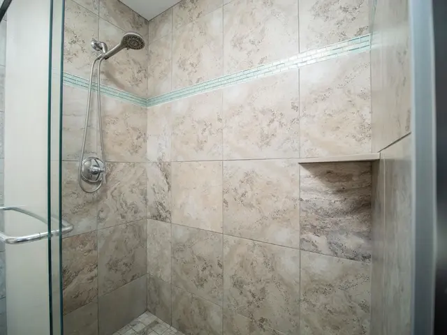 Listing Image for 34 N Laelua Pl 23 of 42