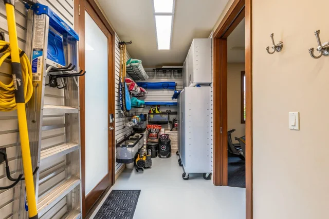 Listing Image for 332 Pualoa Nani Pl 49 of 50