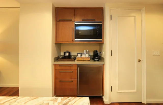 Listing Image for 1 Ritz Carlton Dr 1502 9 of 49