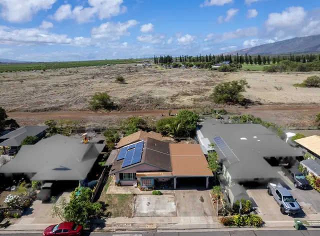 Listing Image for 1073 Makalii St 1 of 13