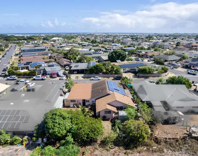 Listing Image for 1073 Makalii St 12 of 13