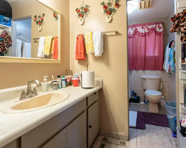 Listing Image for 1073 Makalii St 6 of 13