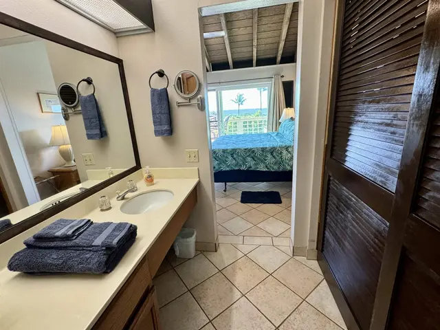 Listing Image for 50 Kepuhi Pl 220 15 of 23