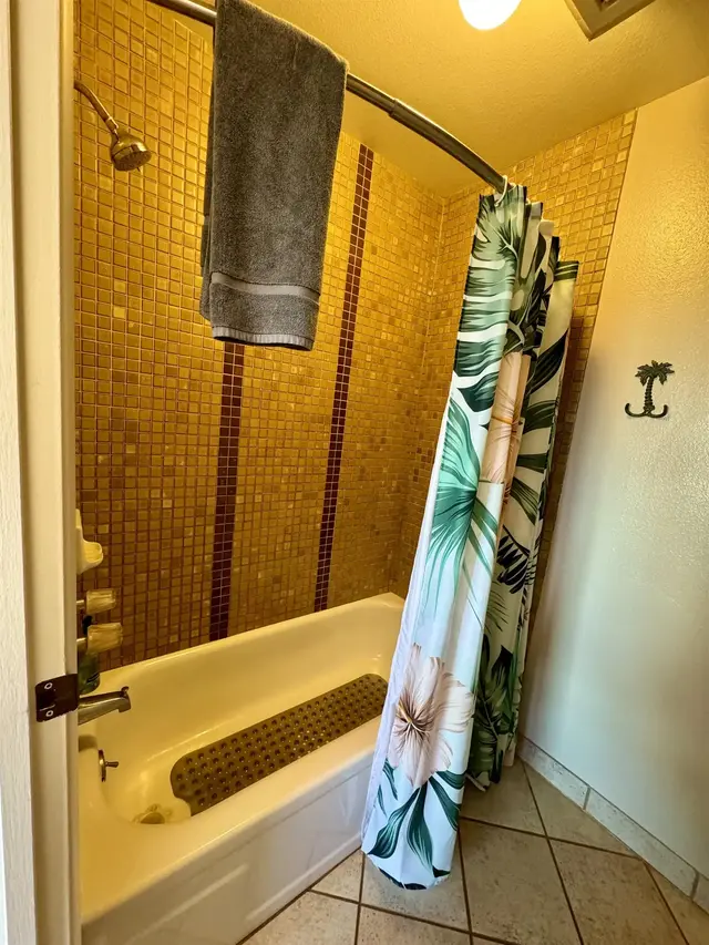 Listing Image for 50 Kepuhi Pl 220 16 of 23