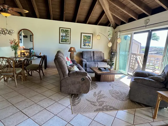 Listing Image for 50 Kepuhi Pl 220 4 of 23