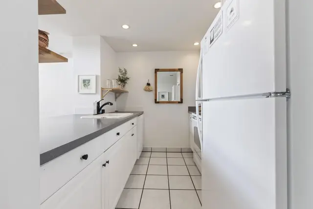 Listing Image for 1299 Uluniu Rd G202 13 of 46