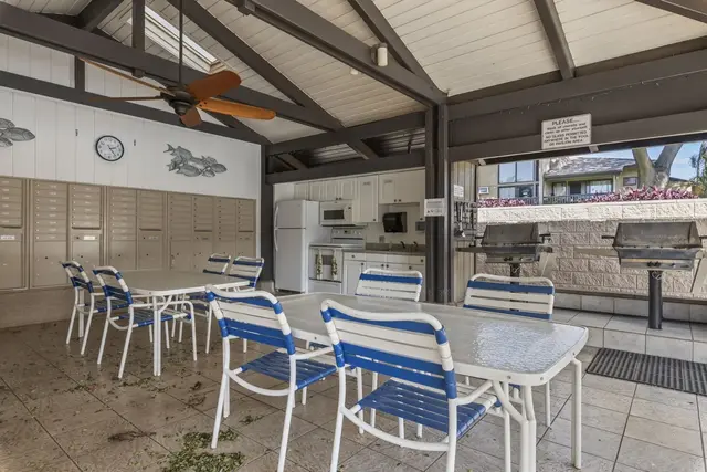 Listing Image for 1299 Uluniu Rd G202 34 of 46