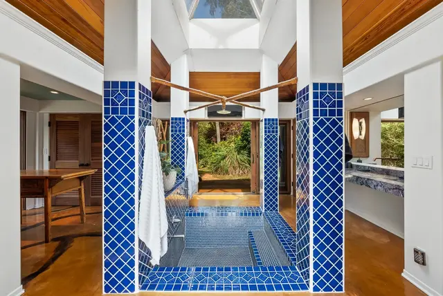 Listing Image for 230 Door Of Faith Rd A 24 of 36