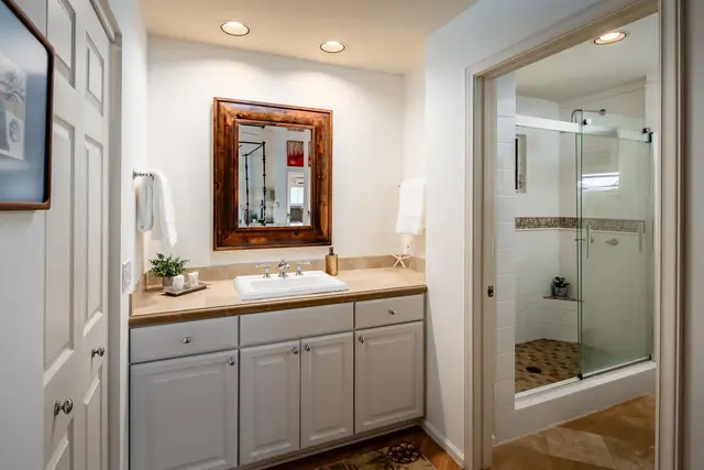 Listing Image for 43 N Piki Pl 17 of 49