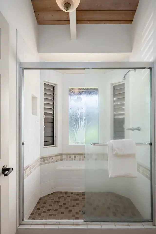 Listing Image for 43 N Piki Pl 24 of 49