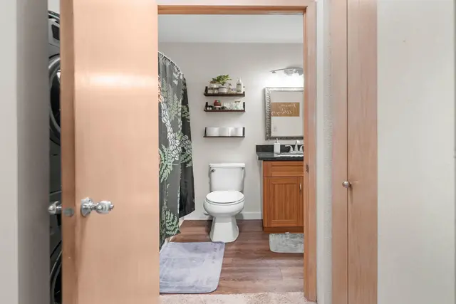 Listing Image for 40 Kapi Ln 17-202 11 of 25