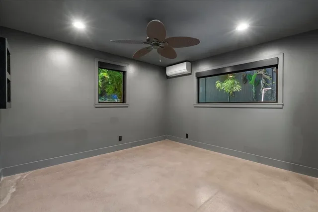 Listing Image for 124 Waaula Pl 37 of 50