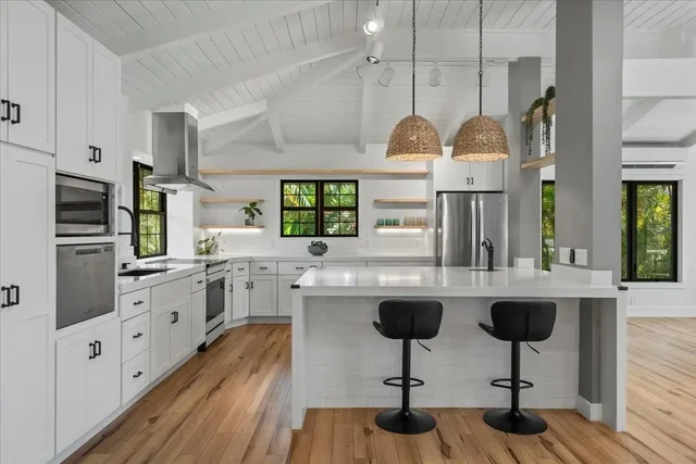 Listing Image for 124 Waaula Pl 5 of 50