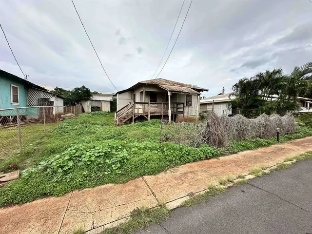 Listing Image for 1672 Farrington Ave 1 of 8