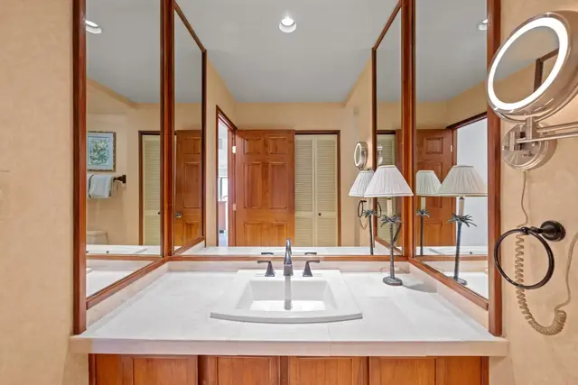 Listing Image for 5163 Lower Honoapiilani Rd 20 of 50