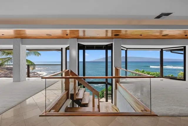 Listing Image for 5163 Lower Honoapiilani Rd 9 of 50