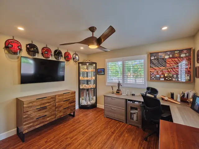 Listing Image for 8 Bougainvillea Pl 27 of 34