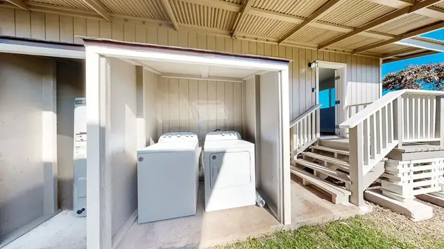 Listing Image for 305 Makua St 38 of 50