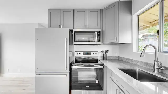 Listing Image for 305 Makua St 42 of 50