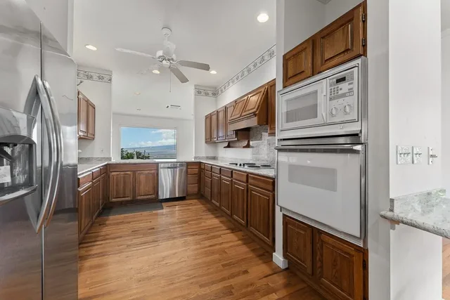 Listing Image for 519 Nipo St 3 of 50