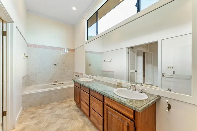 Listing Image for 519 Nipo St 37 of 50