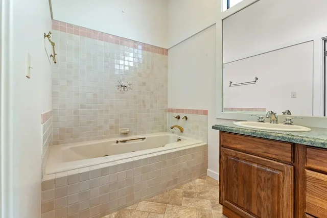 Listing Image for 519 Nipo St 38 of 50