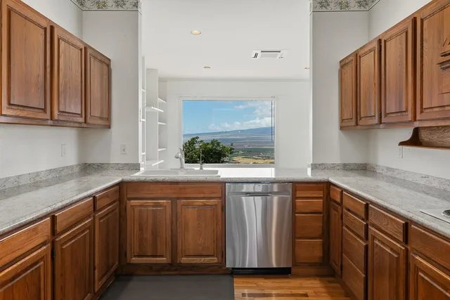 Listing Image for 519 Nipo St 4 of 50