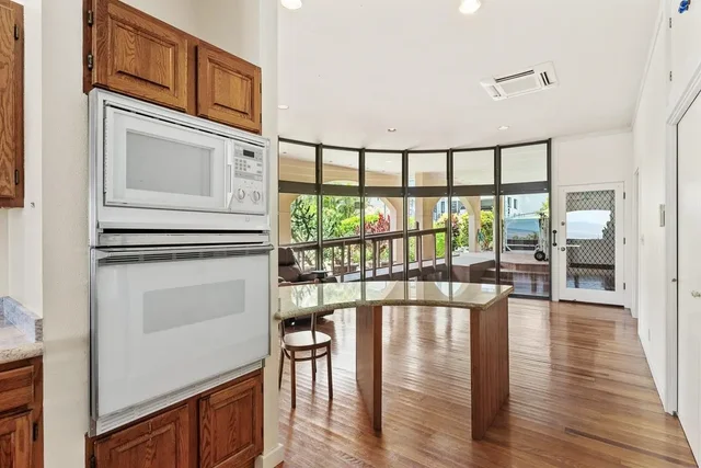 Listing Image for 519 Nipo St 9 of 50